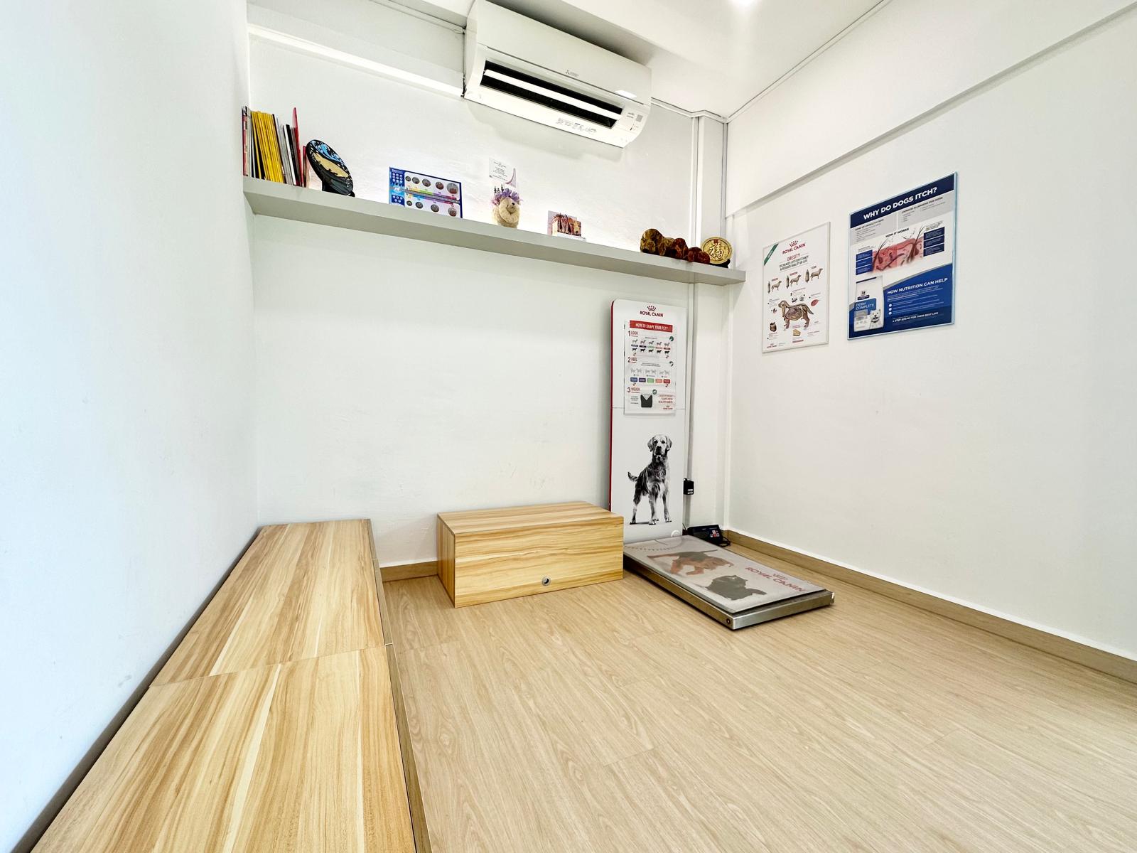 Inside Acacia Veterinary Clinic